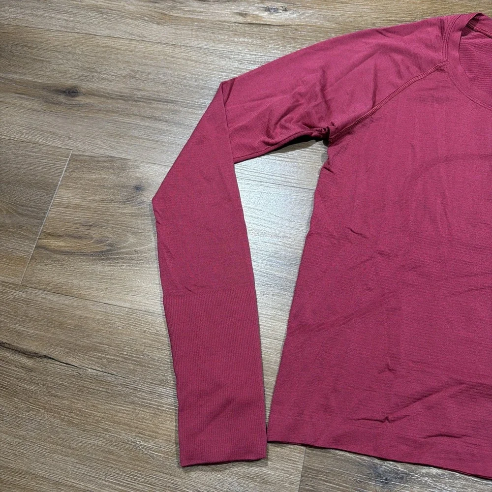 Lululemon Size 8 Swiftly Tech 2.0 Race Length‎ Long Sleeve Magenta Yoga Athletic